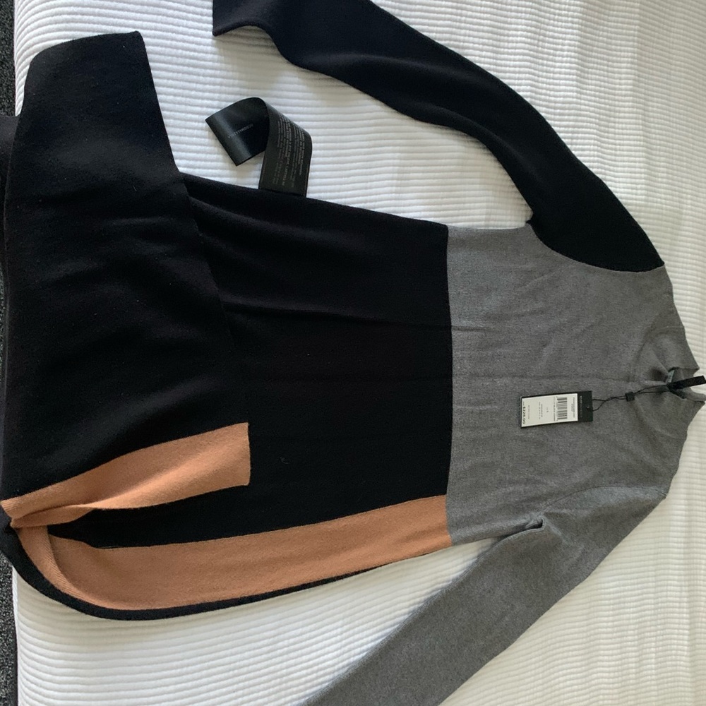 ❌sold❌Colorblock Sweater Dress. NWT. Large - Picture 3 of 7